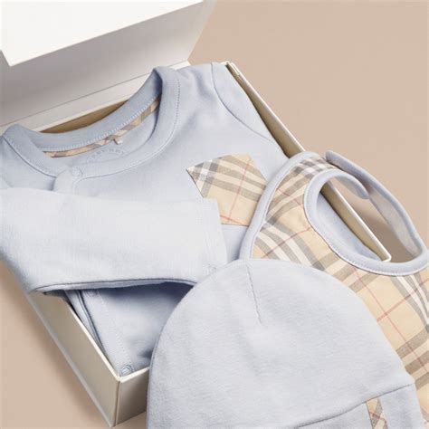 burberry baby gift set|burberry baby sale outlet.